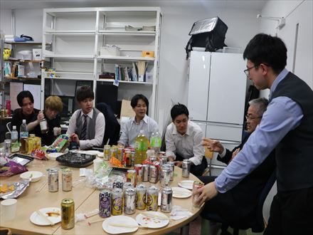 2月の卒論・修論お疲れ様会の写真3